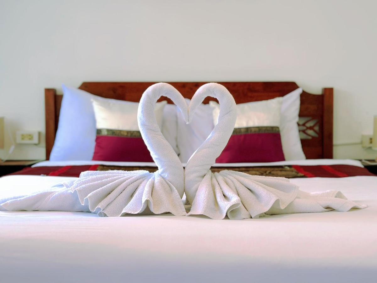 Hotel Baya Phuket Patong Exterior photo